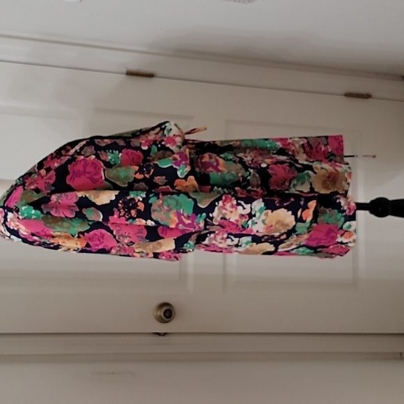 Dalia Size 12 Navy Blue with Multi-Color Floral Pattern Long Sleeve High Low Hem - Picture 6 of 14